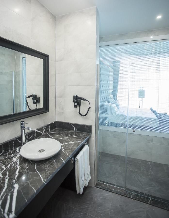 Отель JRW Welmond Hotel Батуми