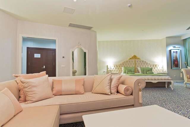 Отель JRW Welmond Hotel Батуми-8